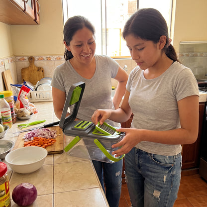 Cortador de Verduras Profesional 22 en 1 + Tijera de Cocina de REGALO